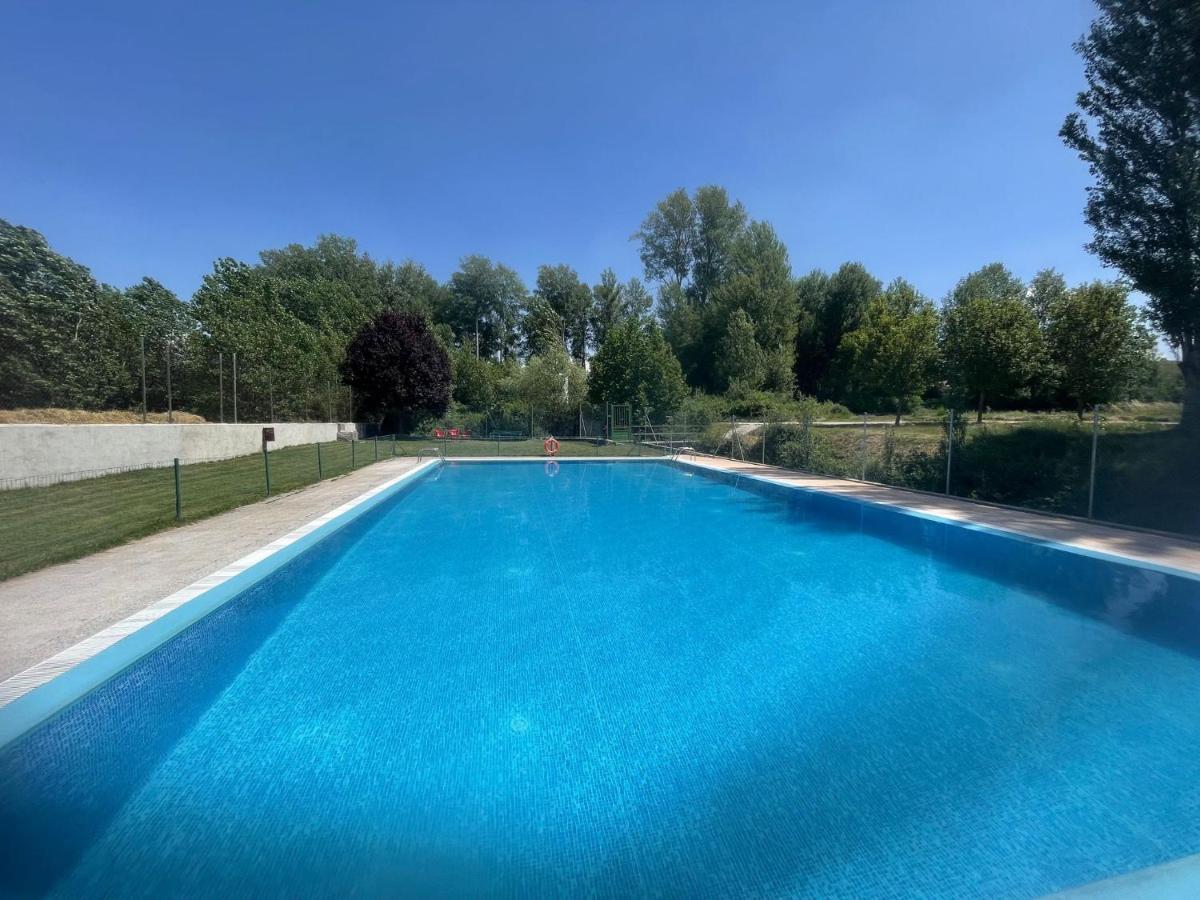 Apartamento Ribera Del Duero Reserva Tubilla del Lago ภายนอก รูปภาพ